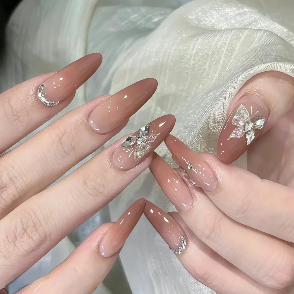 Rhinestone Accent Nails 
