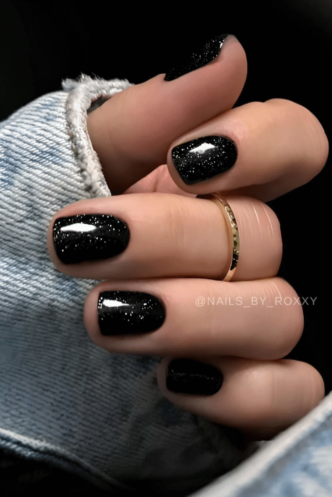glittery black nails 2025